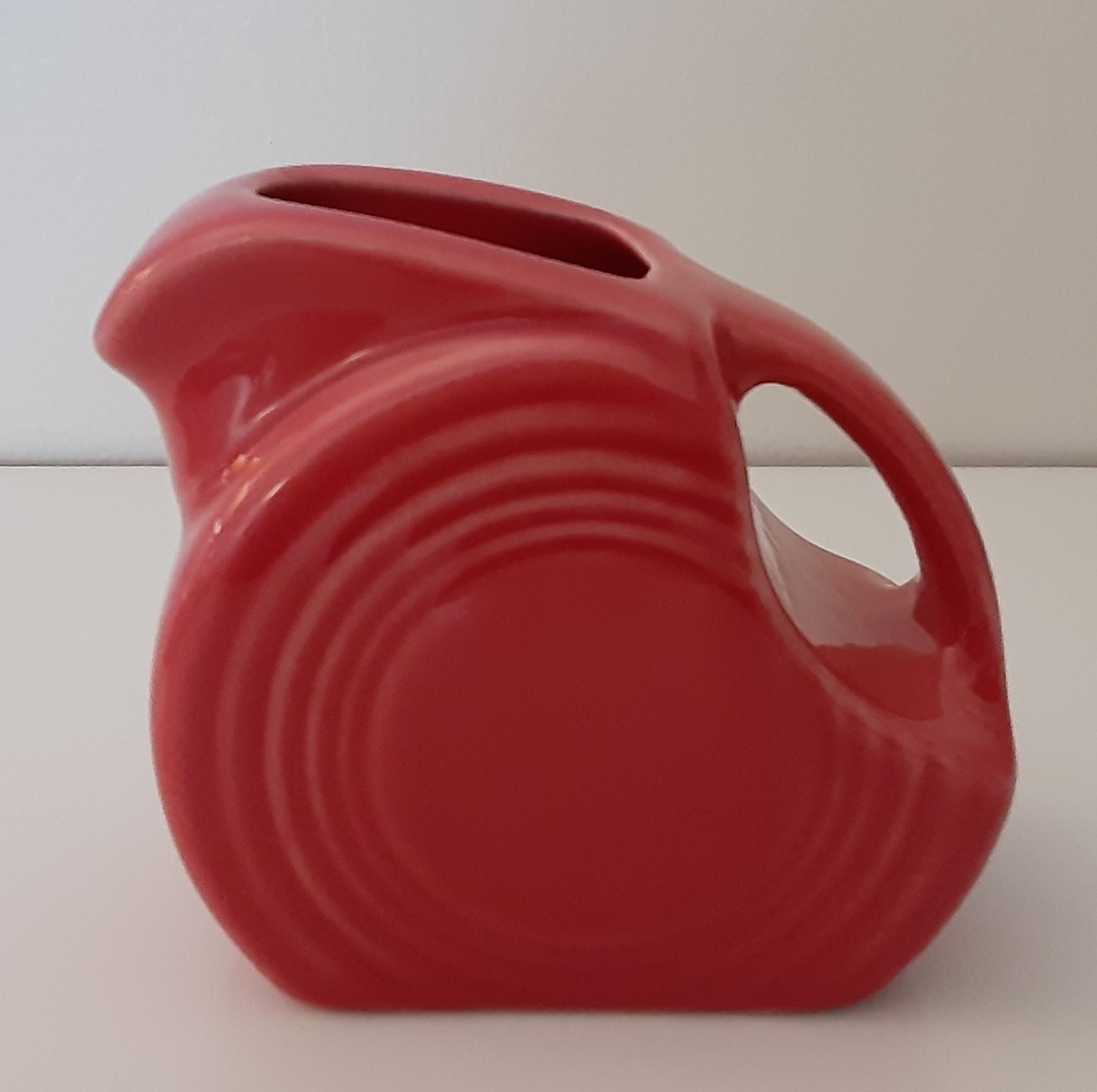Fiesta Mini Disc Pitcher in Red